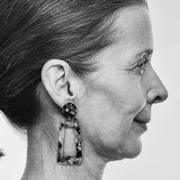 "Susan" NEW Multicolor Dangle Acrylic Geometric Fun Statement Fashion Ea… - Picture 3 of 3